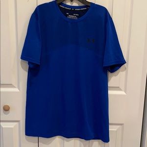 Under Armour T-shirt